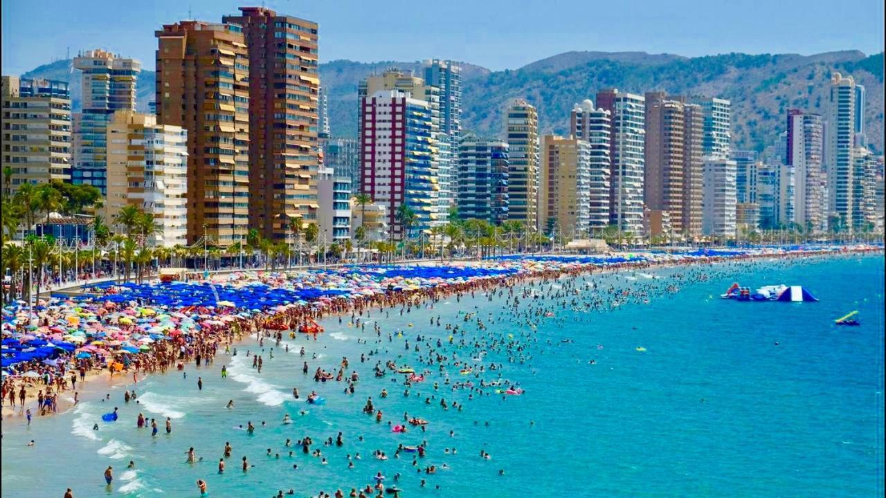 Los Ranchos Of The Sea Бенидорм Экстерьер фото